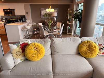 1205-78 Tecumseth Street, Toronto, Ontario image-0-2