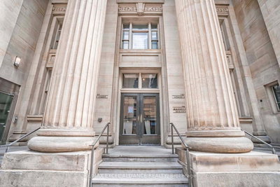 2813-197 Yonge Street, Toronto, Ontario image-0-4