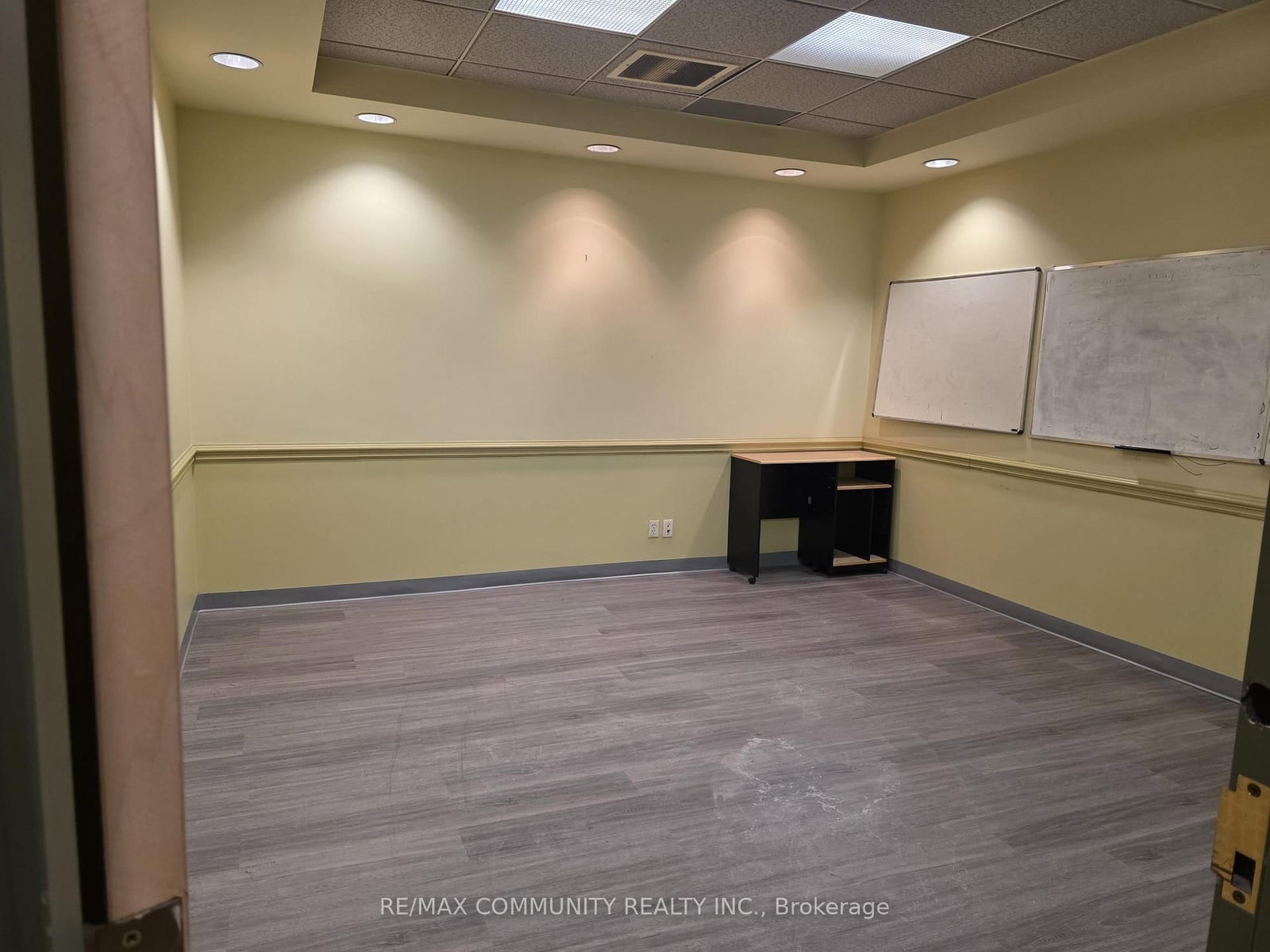 250 Sheppard Avenue E, Unit 303 - Photo 12