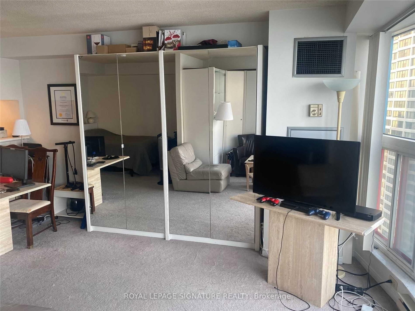 99 Harbour Square, Unit 3005 - Photo 4