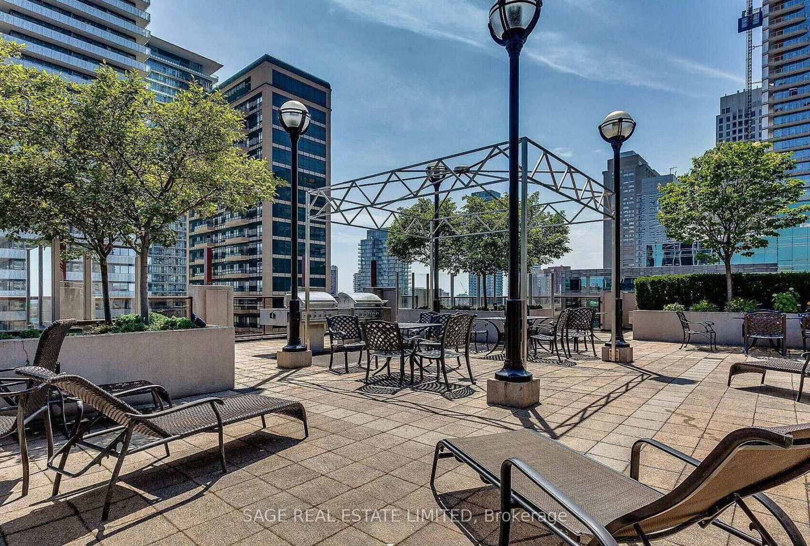 85 Bloor Street E, Unit 1713 - Photo 21