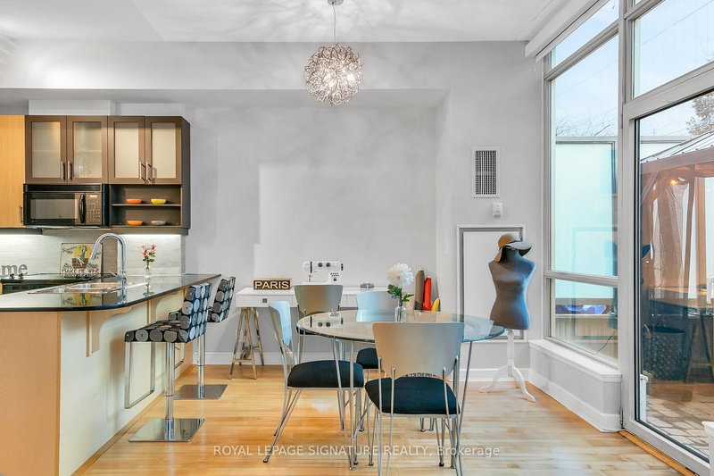 G25 - 350 Wellington St W, Toronto, M5V 3W9 | Image 3