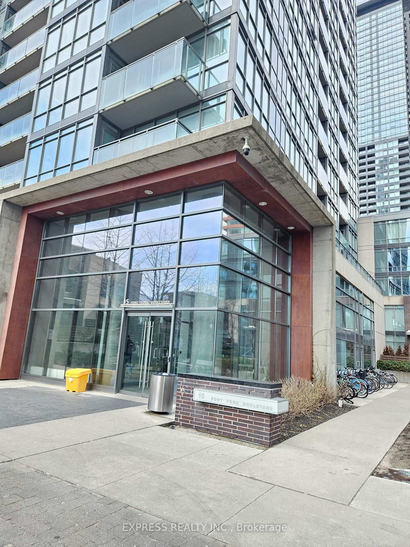 705 - 15 Fort York Boulevard