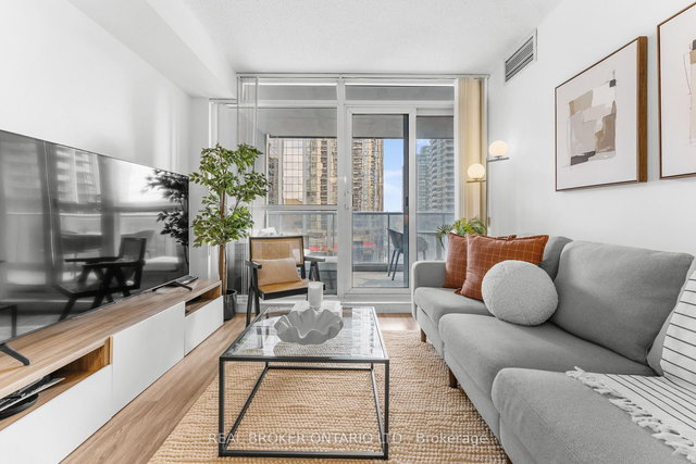 701 - 4978 Yonge Street