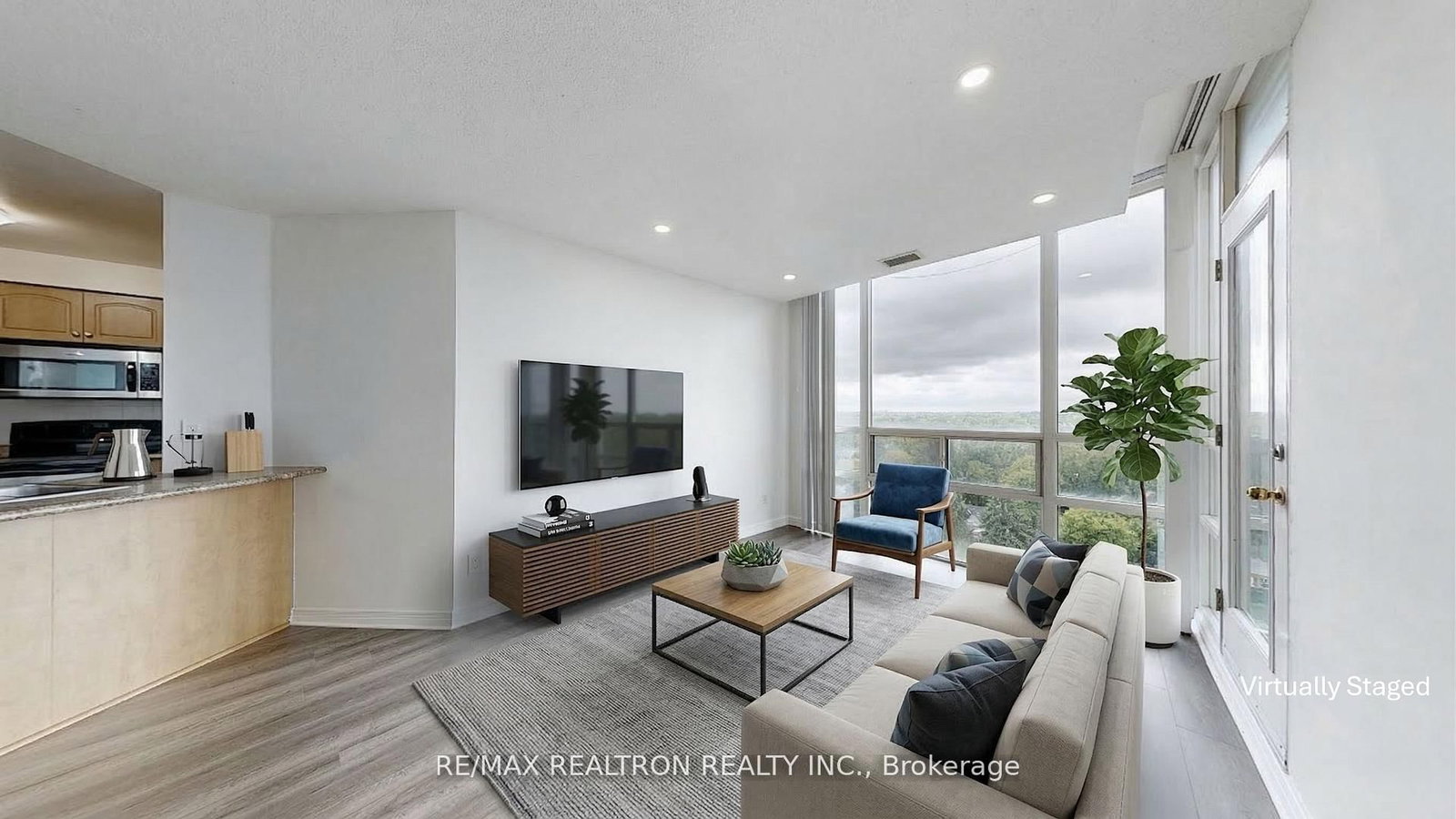 503 Beecroft Road, Unit 1115 - Photo 4