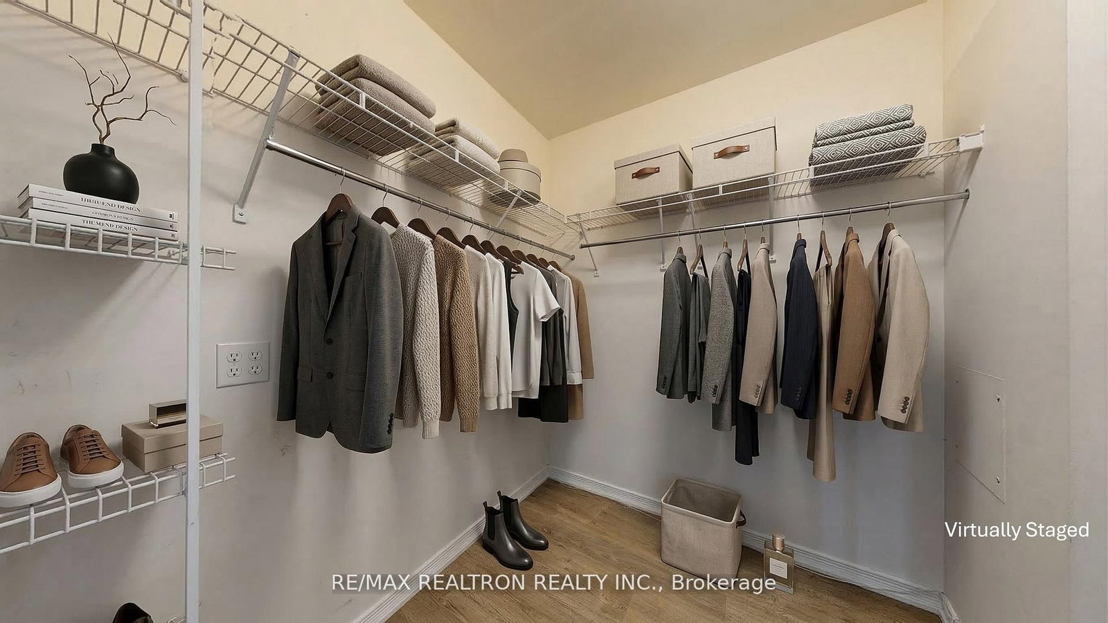 503 Beecroft Road, Unit 1115 - Photo 8