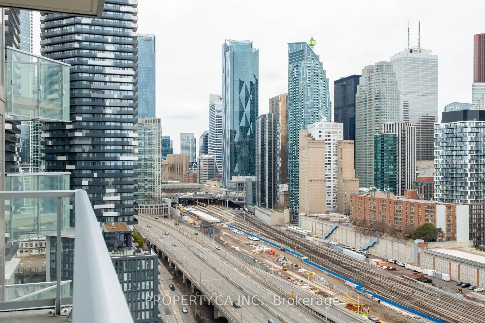 15 Lower Jarvis Street, Unit 1811 - Photo 12