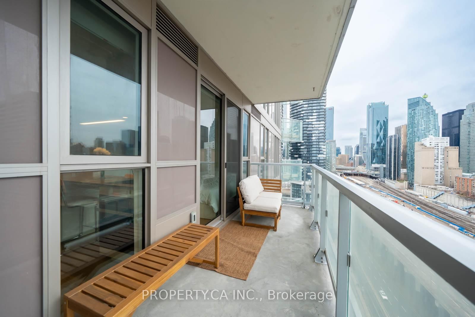 15 Lower Jarvis Street, Unit 1811 - Photo 13