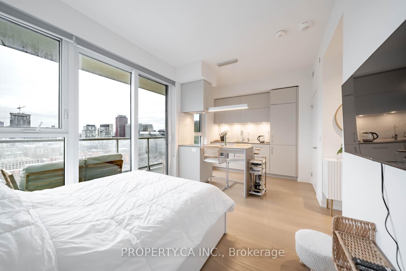15 Lower Jarvis Street, Unit 1811 - Photo 4