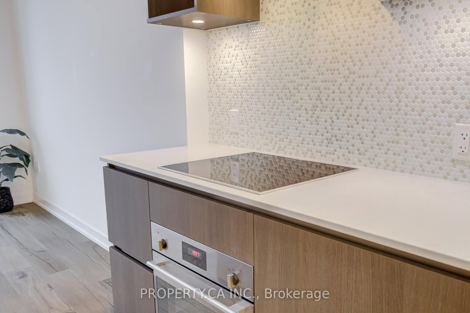 1 Yorkville Avenue, Unit 1710 - Photo 20