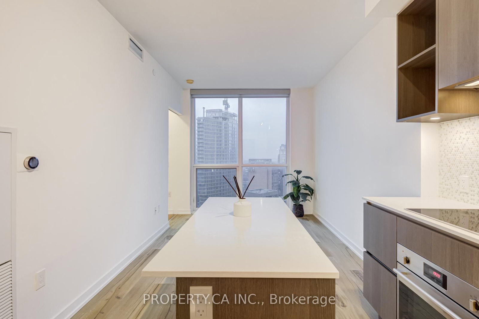 1 Yorkville Avenue, Unit 1710 - Photo 22