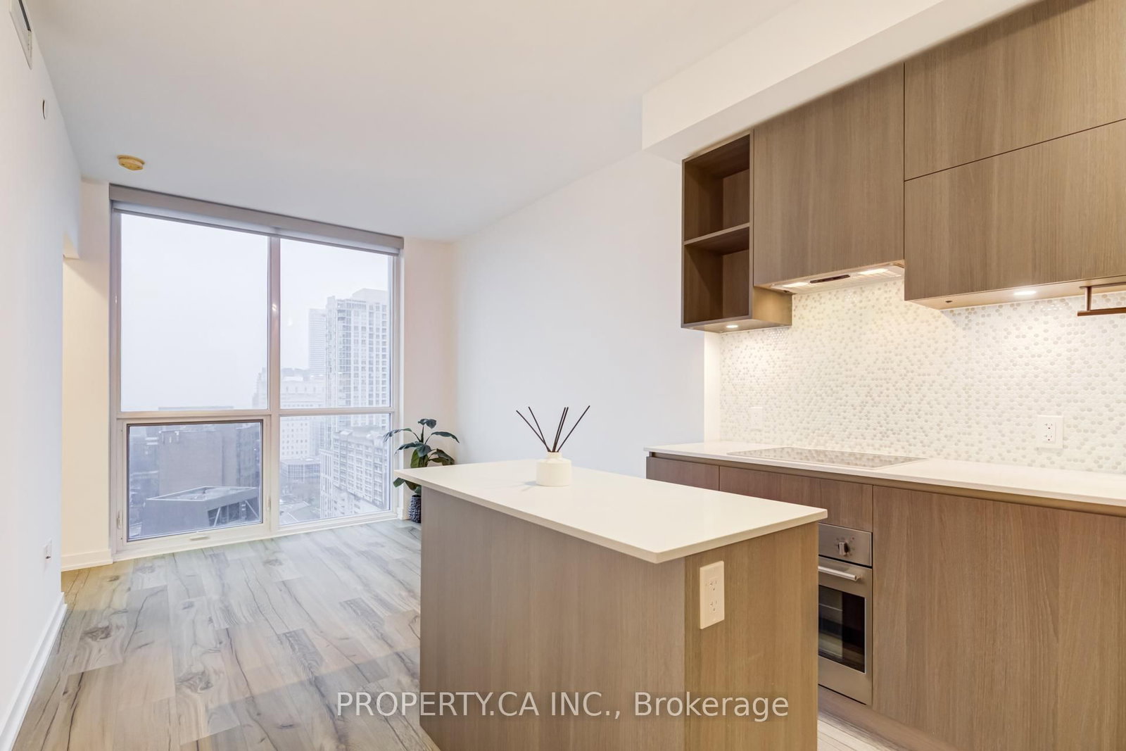 1 Yorkville Avenue, Unit 1710 - Photo 23