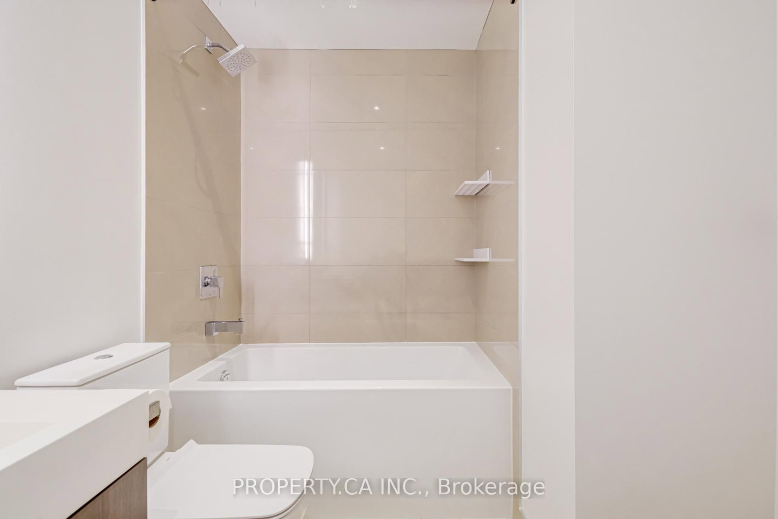 1 Yorkville Avenue, Unit 1710 - Photo 41