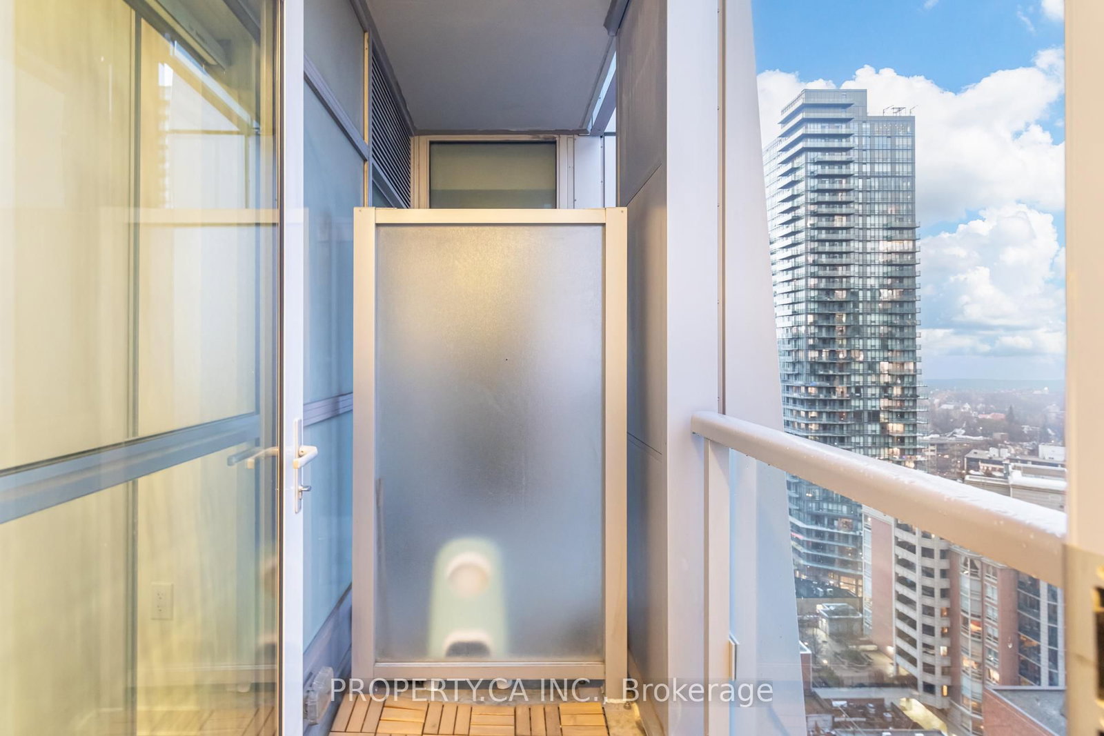 1 Yorkville Avenue, Unit 1710 - Photo 42