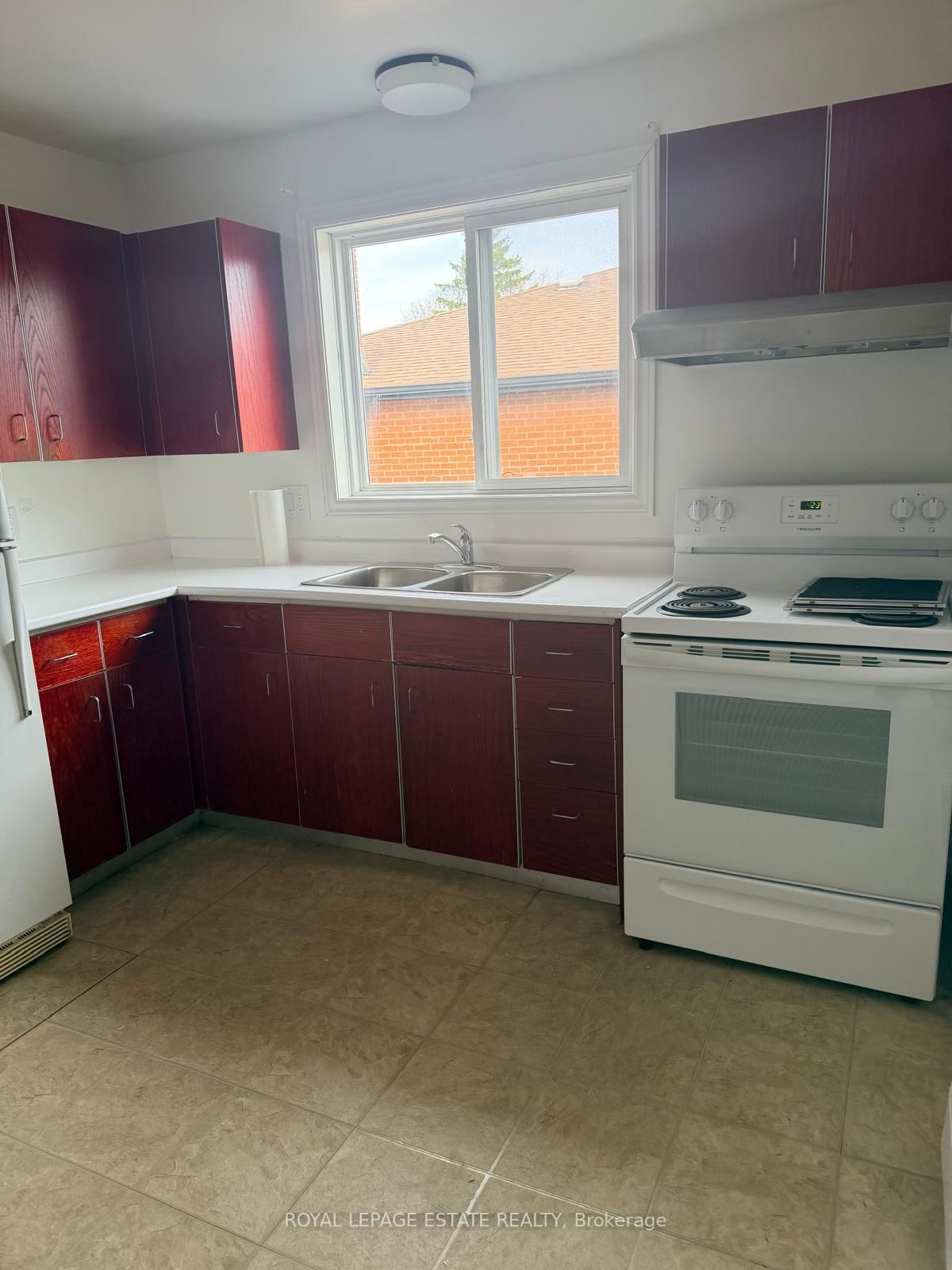 212 Byng Avenue, Unit Upper - Photo 4