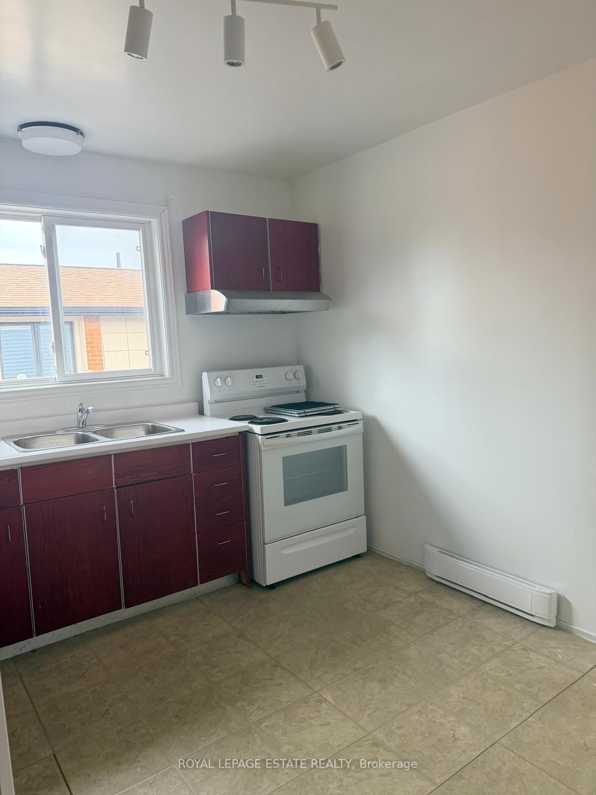 212 Byng Avenue, Unit Upper - Photo 6