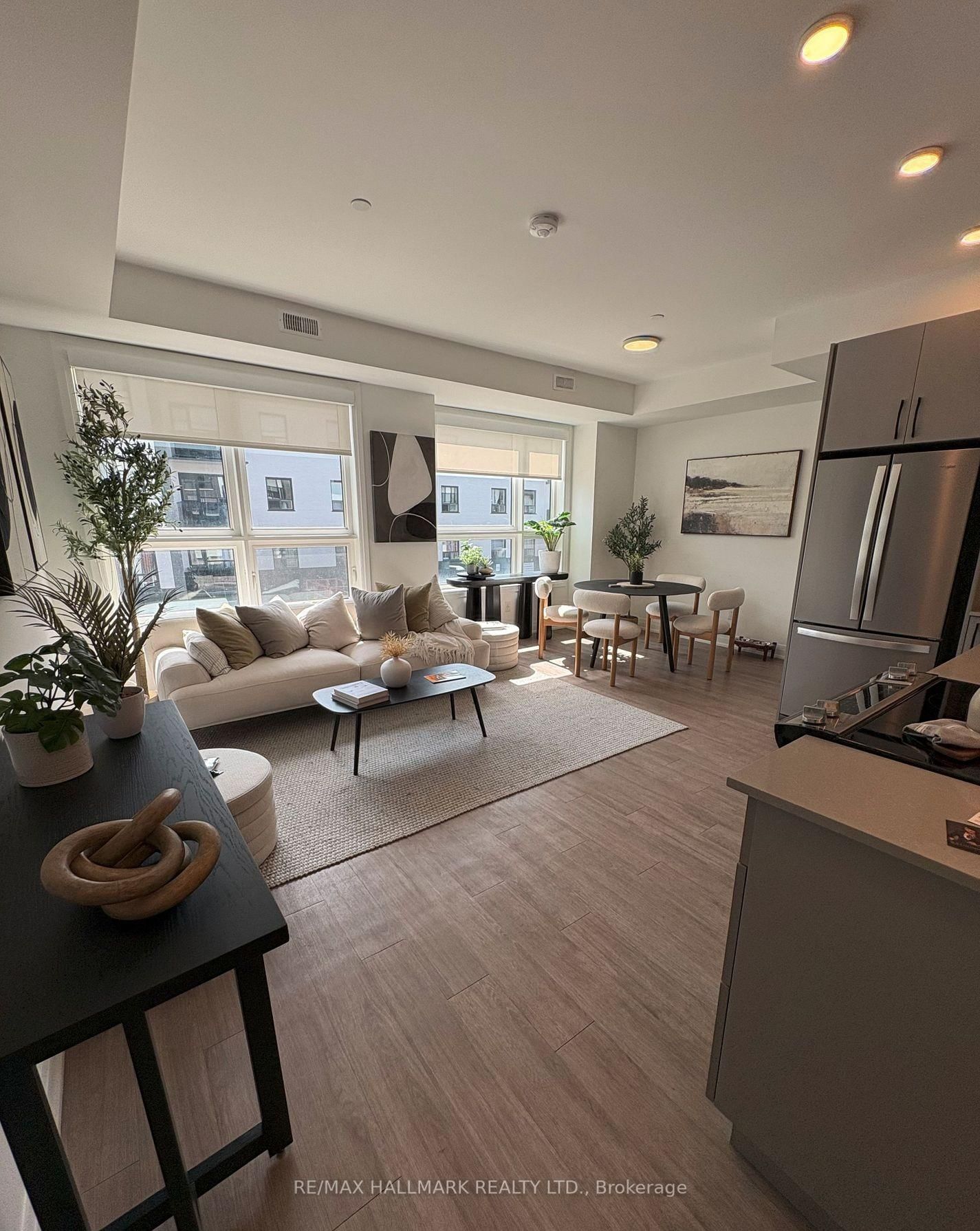 15 Brenthall Avenue, Unit 16