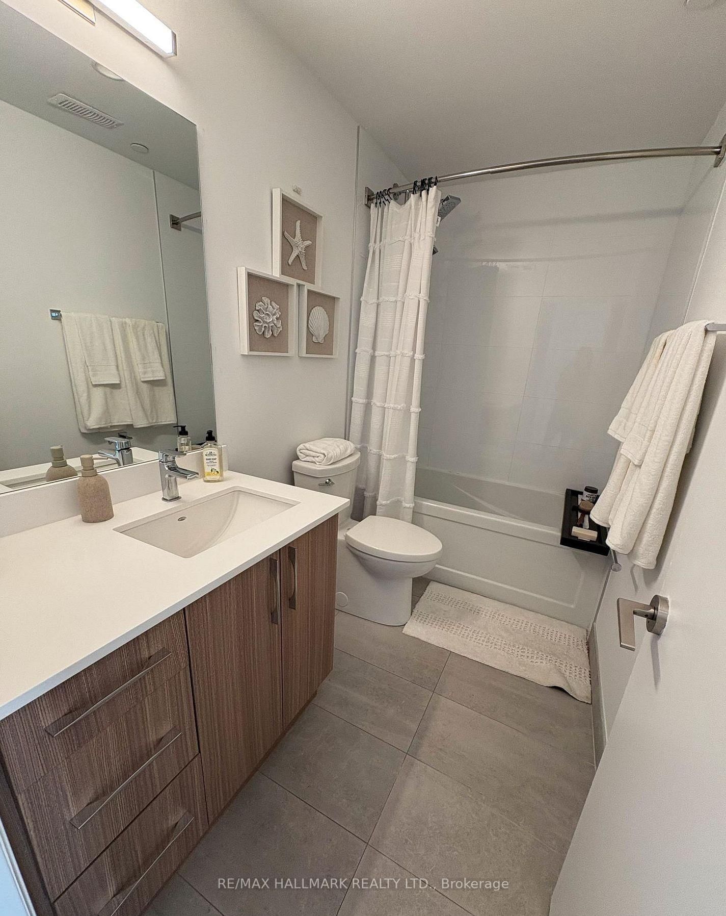 15 Brenthall Avenue, Unit 16 - Photo 4