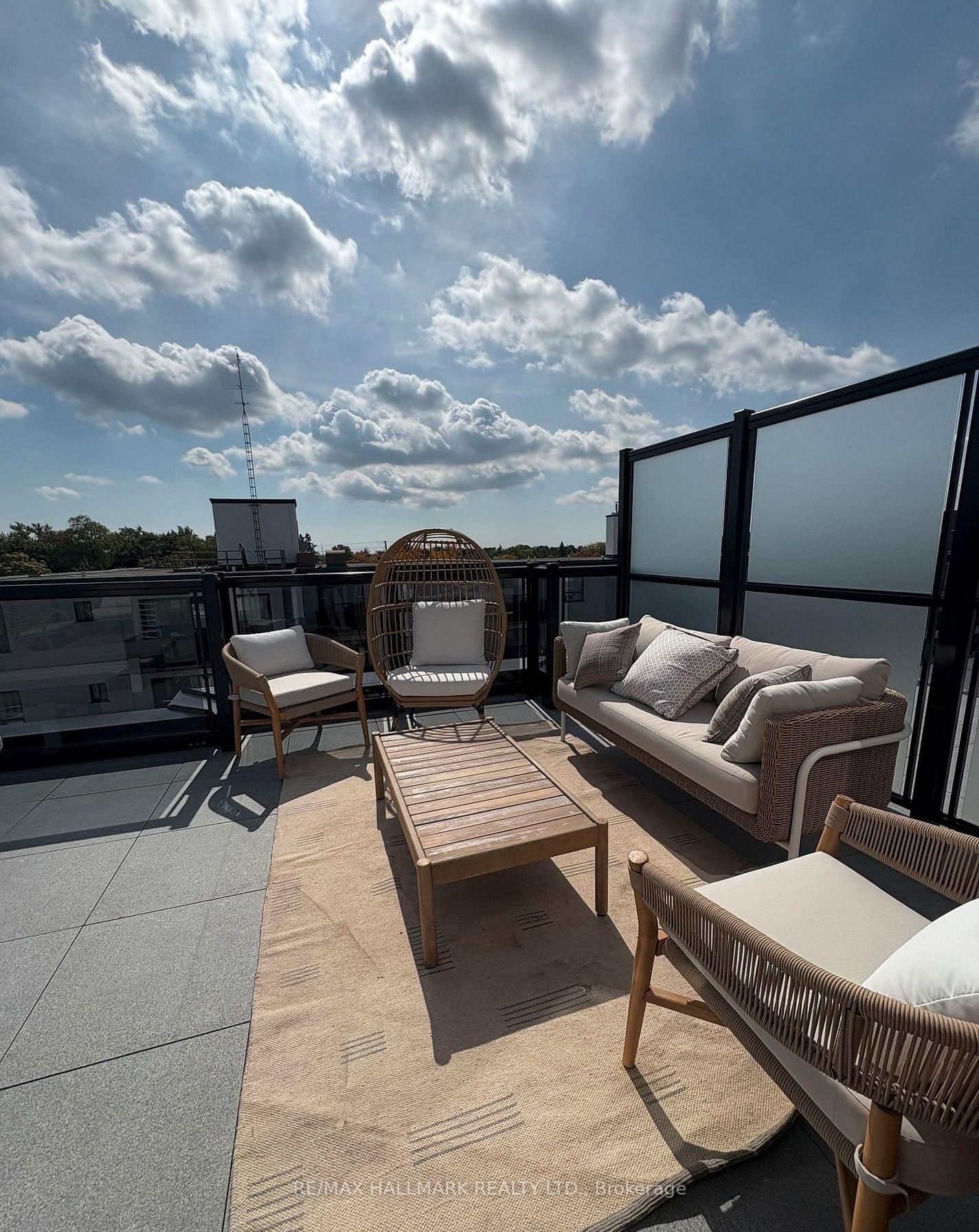 15 Brenthall Avenue, Unit 16 - Photo 6