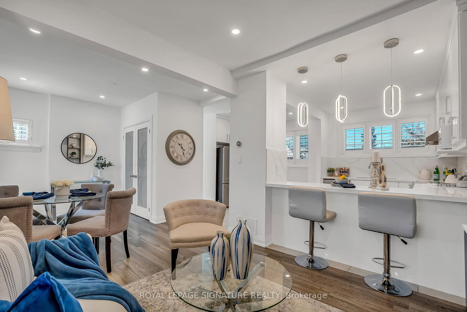 70 Clovelly Avenue - Photo 9