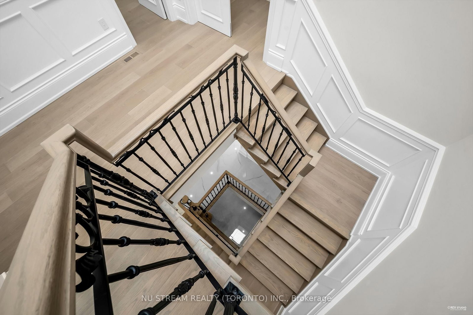 108 Abitibi Avenue - Photo 19