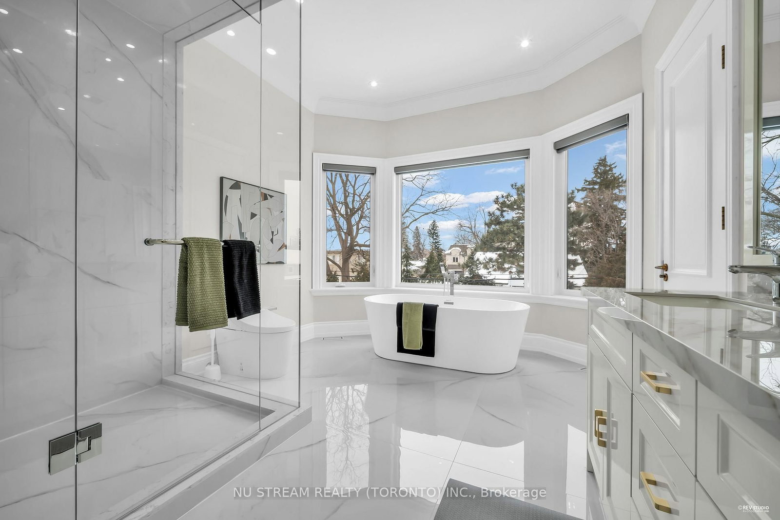 108 Abitibi Avenue - Photo 24