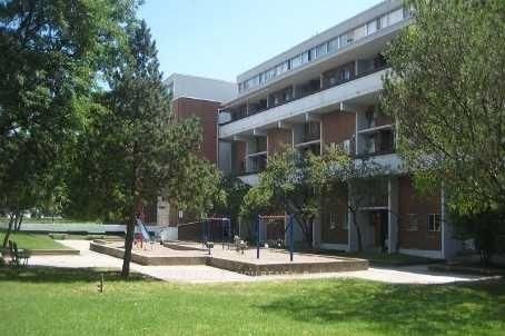 125 Leeward Glenway, Unit 211