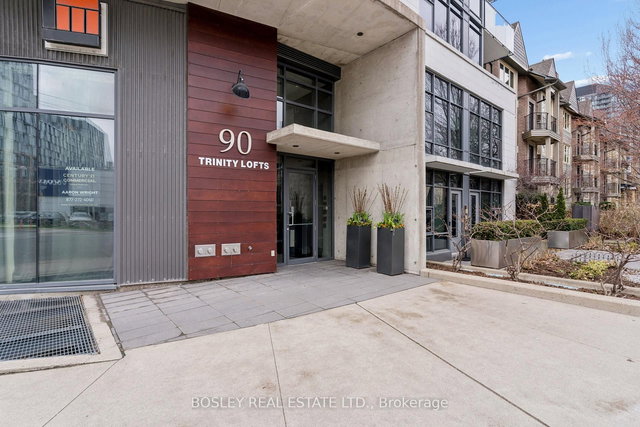 206 - 90 Trinity Street