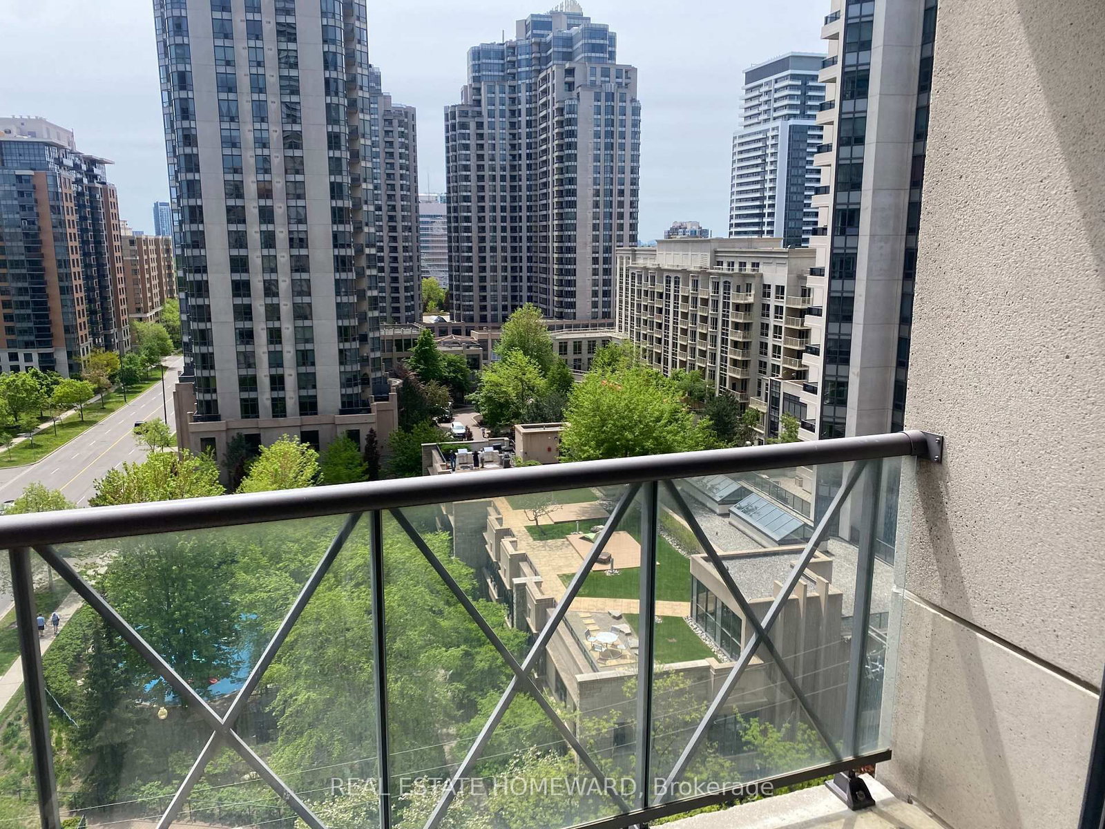 28 Byng Avenue, Unit 1005 - Photo 18