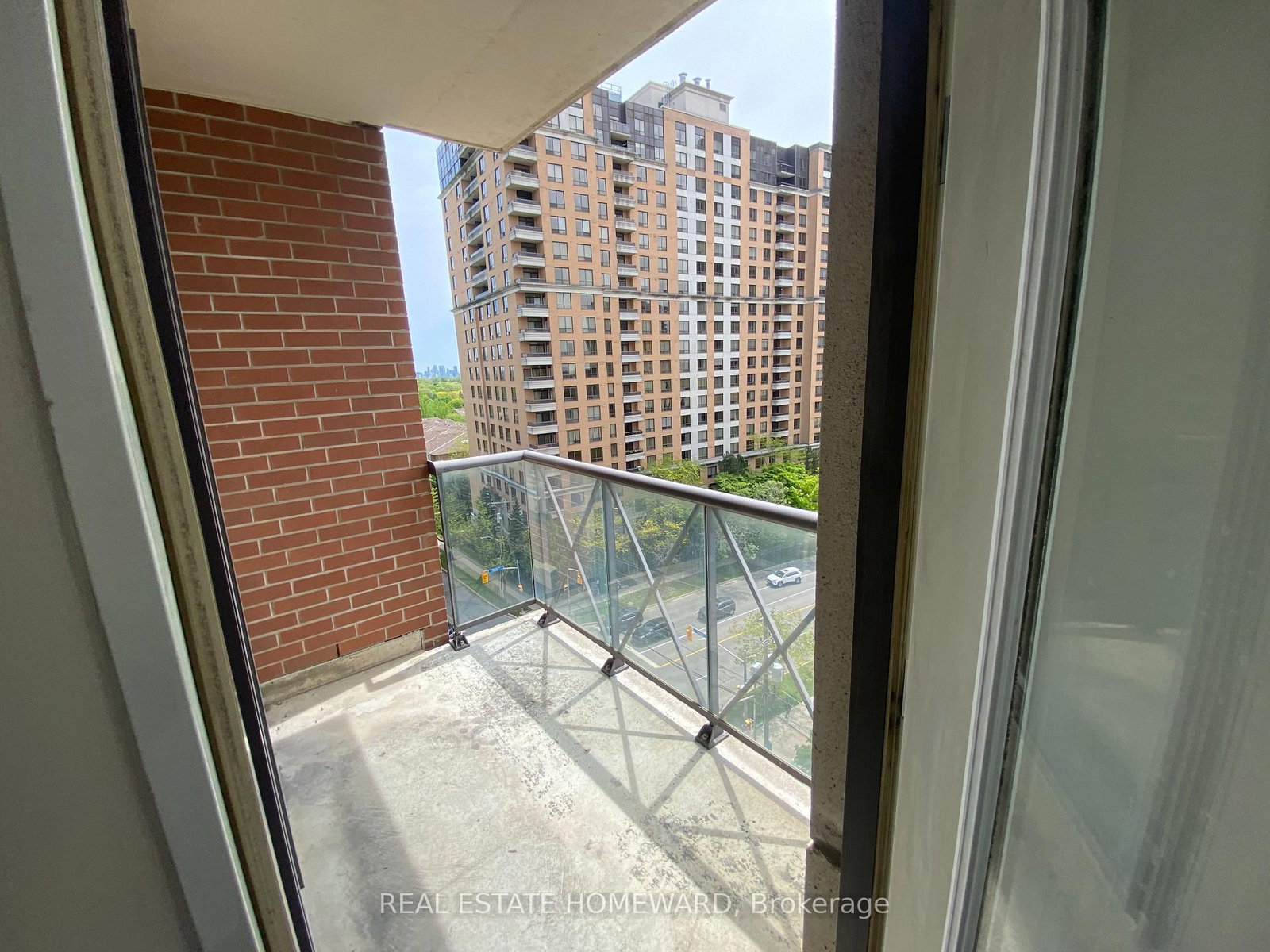 28 Byng Avenue, Unit 1005 - Photo 20