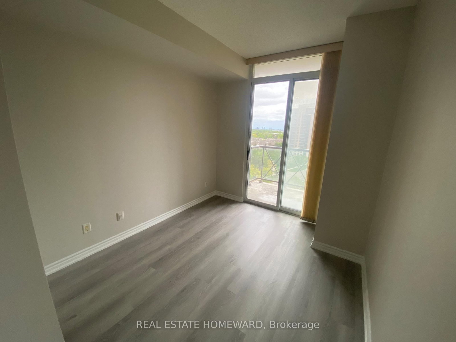 28 Byng Avenue, Unit 1005 - Photo 7