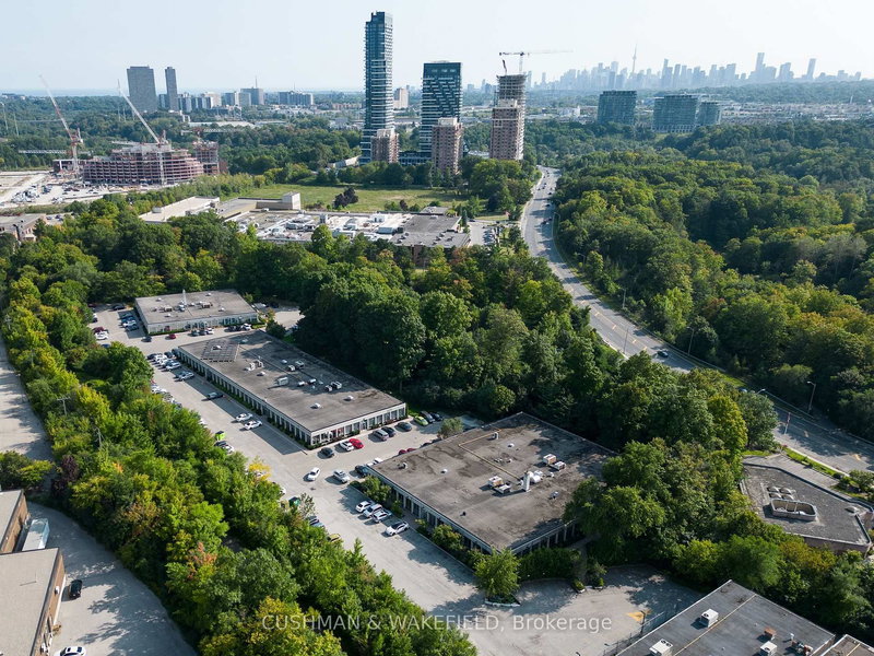 1125 Leslie St, Toronto, M3C 2K4 | Image 2