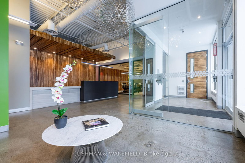 1125 Leslie St, Toronto, M3C 2K4 | Image 3