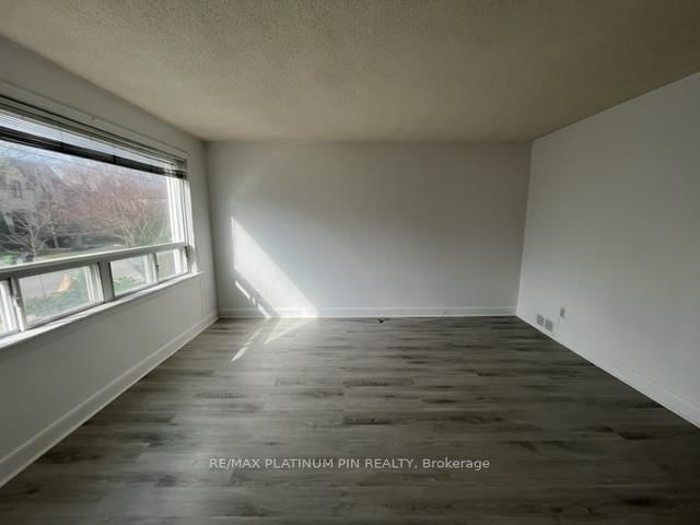 194 Florence Avenue - Photo 2