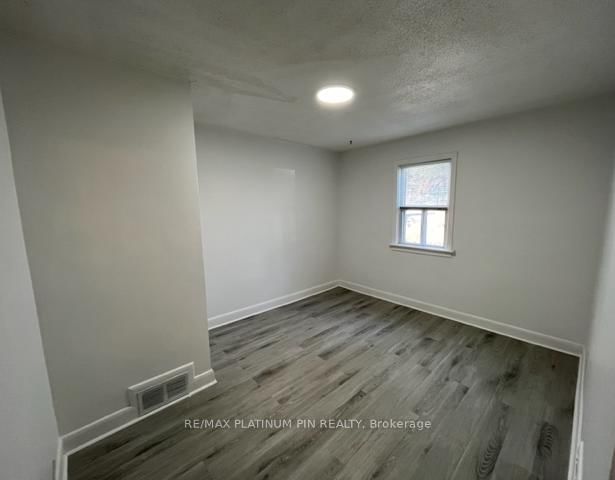 194 Florence Avenue - Photo 8