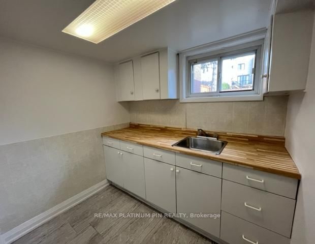 194 Florence Avenue - Photo 9