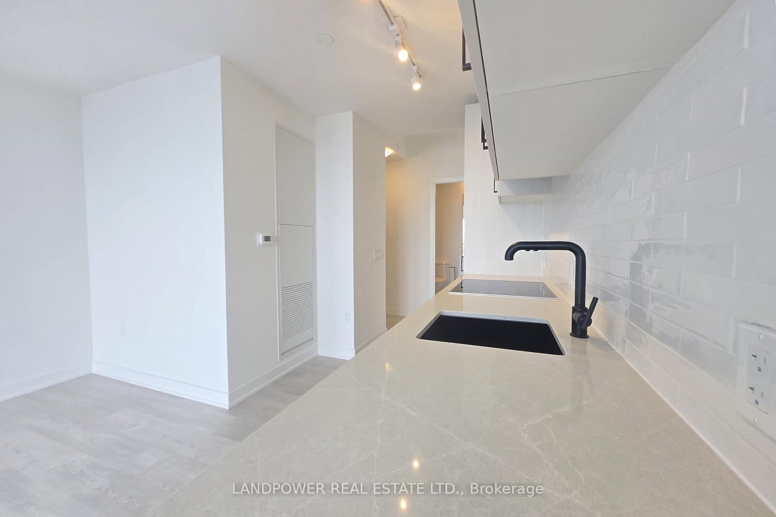 1 Quarrington Lane, Unit 2402 - Photo 3