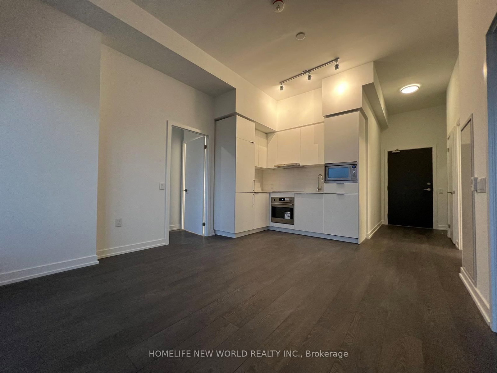 7 Golden Lion Heights, Unit 837 - Photo 2