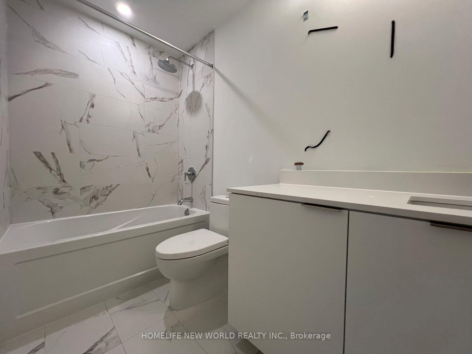 7 Golden Lion Heights, Unit 837 - Photo 7