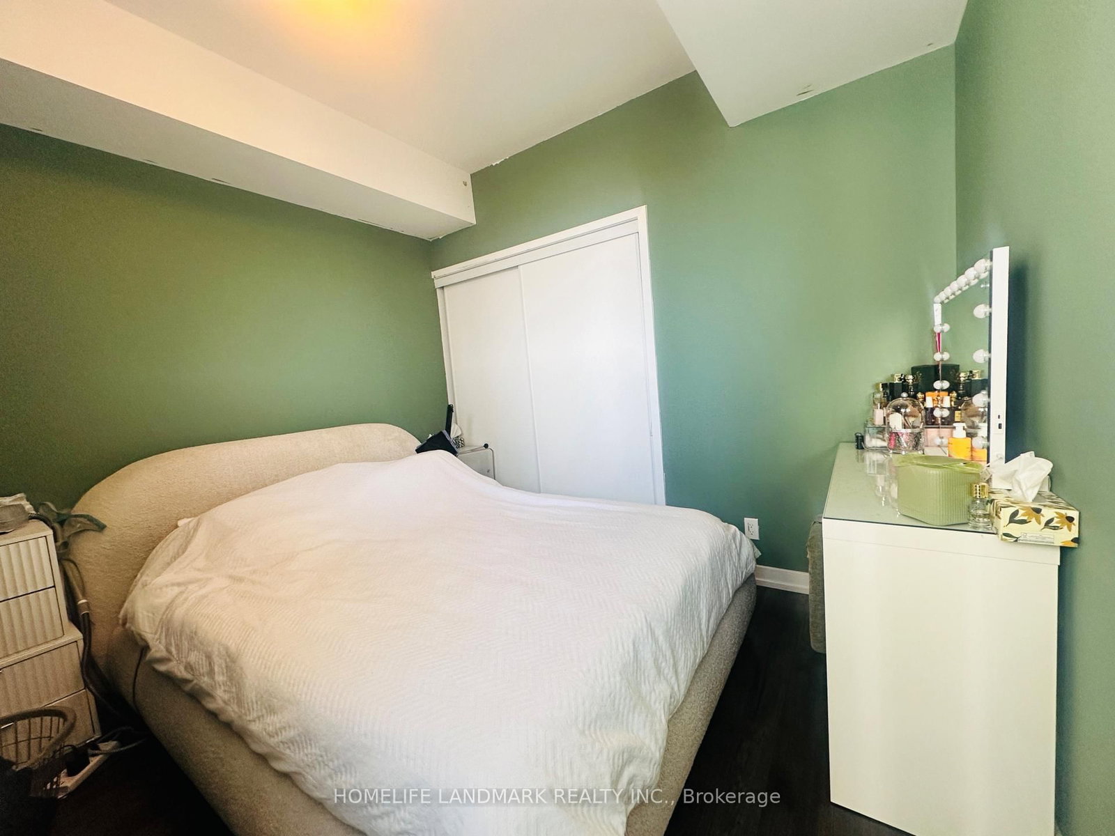 33 Helendale Avenue, Unit 601 - Photo 14