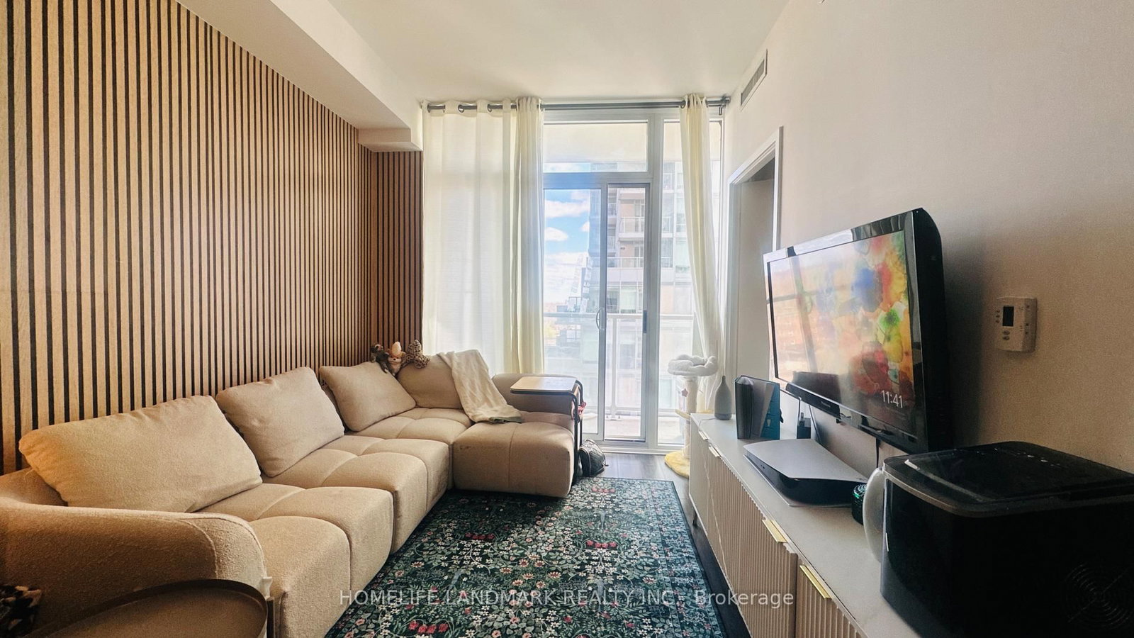 33 Helendale Avenue, Unit 601 - Photo 3