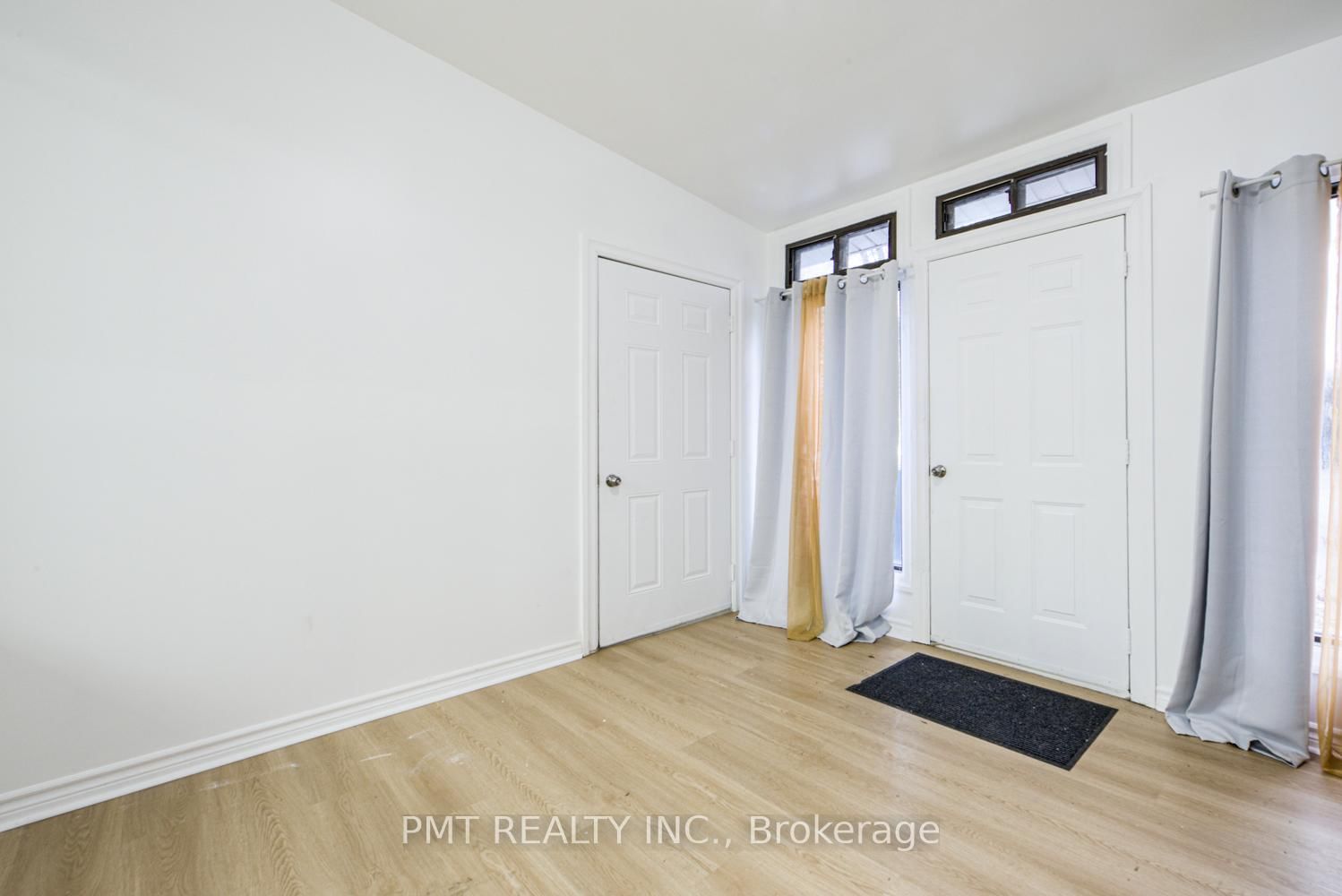 1092 Bathurst Street - Photo 17