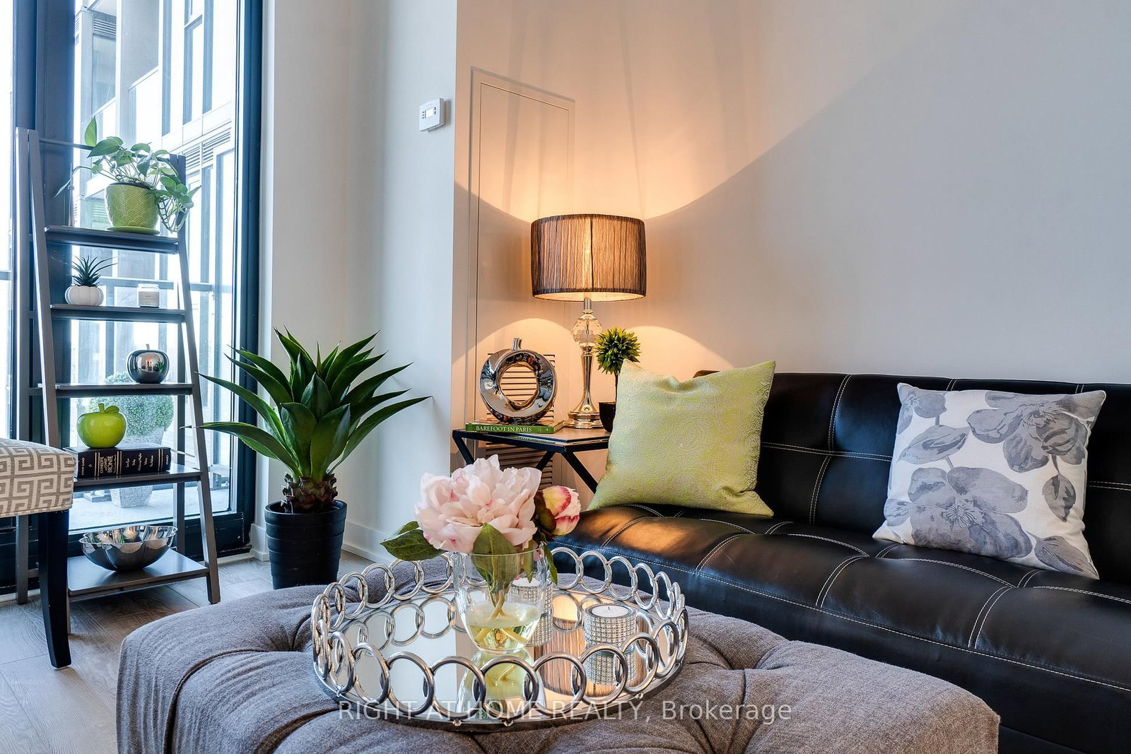 250 Lawrence Avenue W, Unit 724 - Photo 11