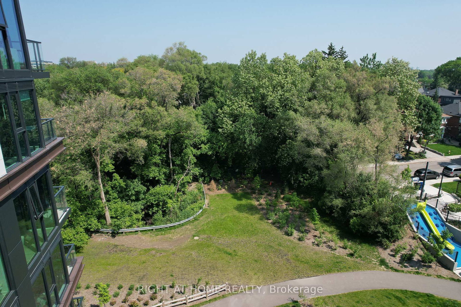 250 Lawrence Avenue W, Unit 724 - Photo 13