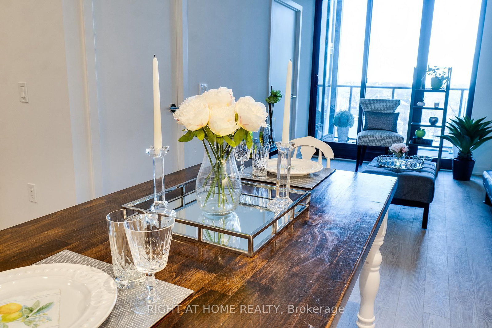 250 Lawrence Avenue W, Unit 724 - Photo 21