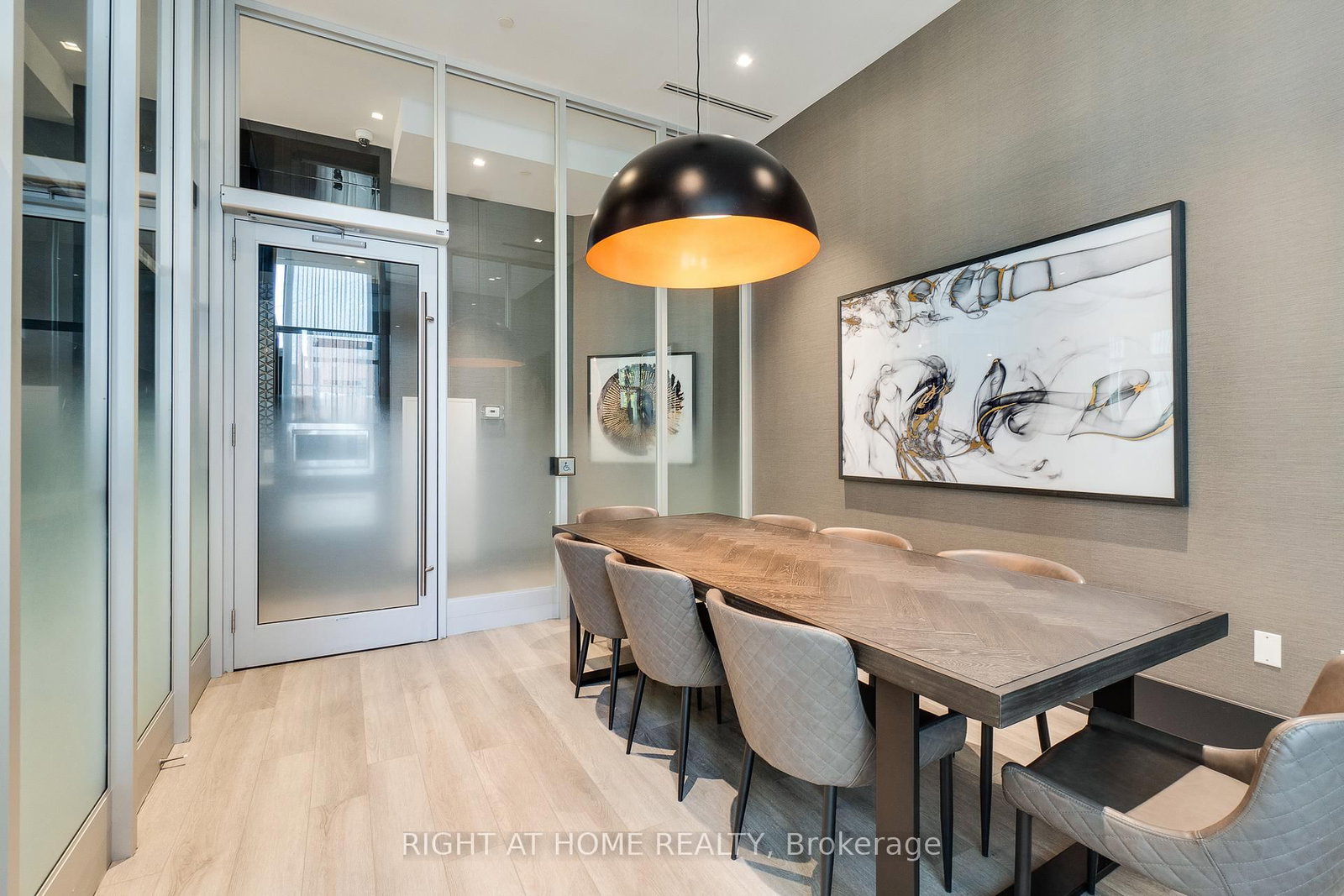 250 Lawrence Avenue W, Unit 724 - Photo 34