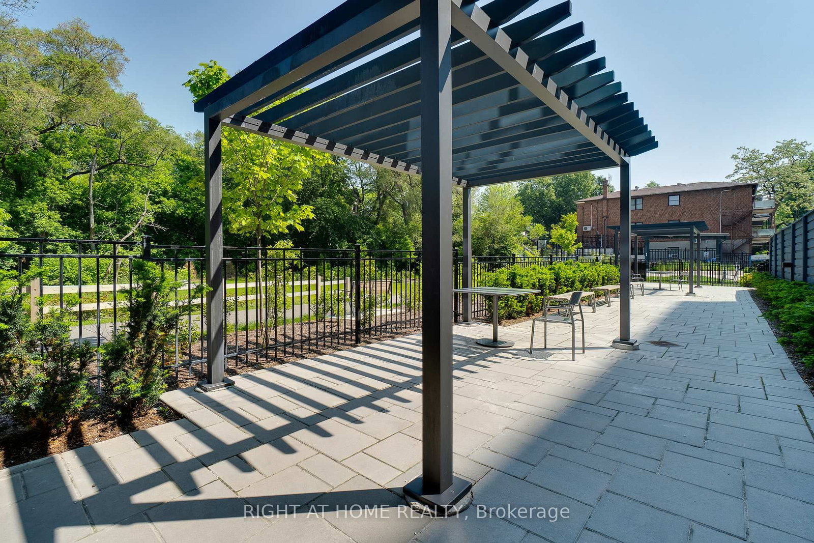 250 Lawrence Avenue W, Unit 724 - Photo 39