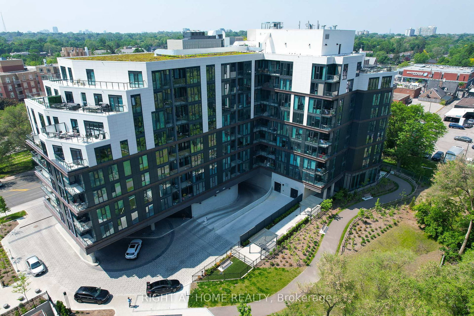 250 Lawrence Avenue W, Unit 724 - Photo 40