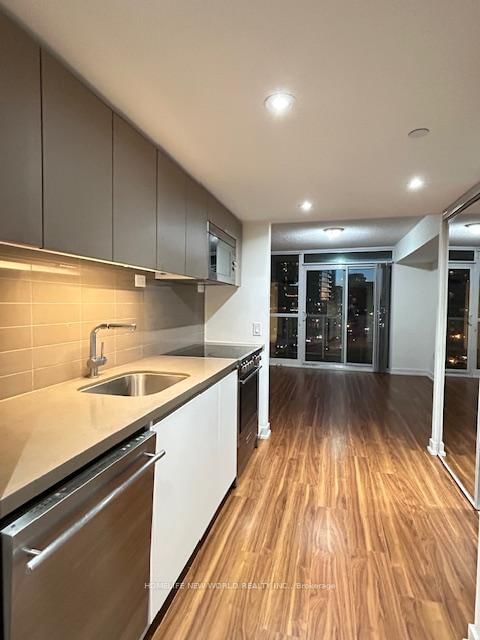 75 Queens Wharf Road, Unit 1109 - Photo 8