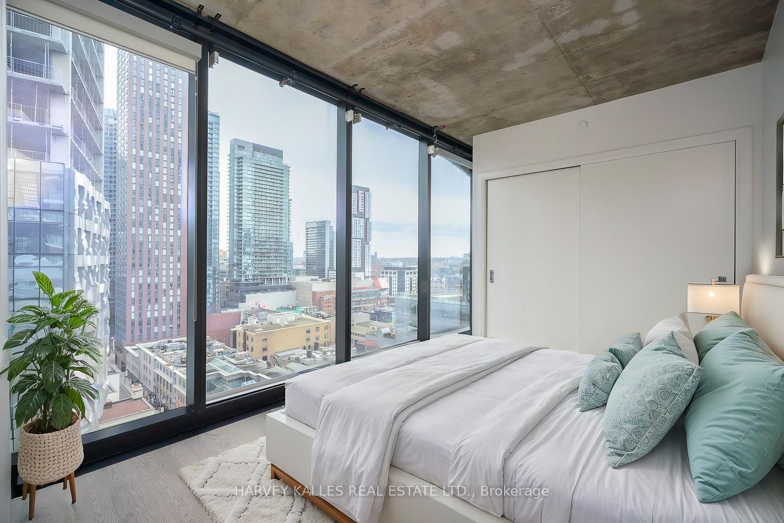 Condo for sale at 1507-224 King Street, Toronto, Ontario, M5H 0A6 - Waterfront Communities C1 - MLS: C13025194